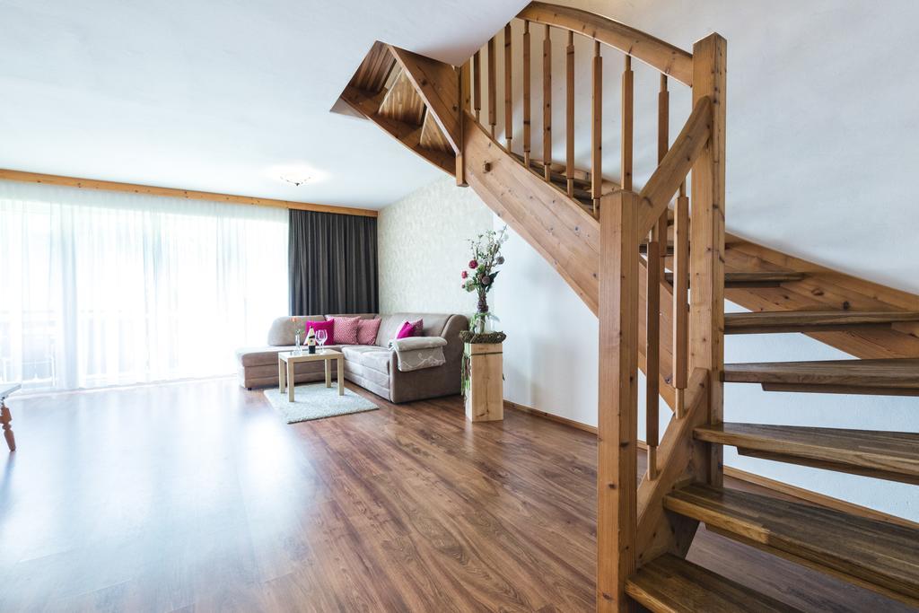 Apparthotel Alpenchalet Neukirchen am Großvenediger Eksteriør bilde