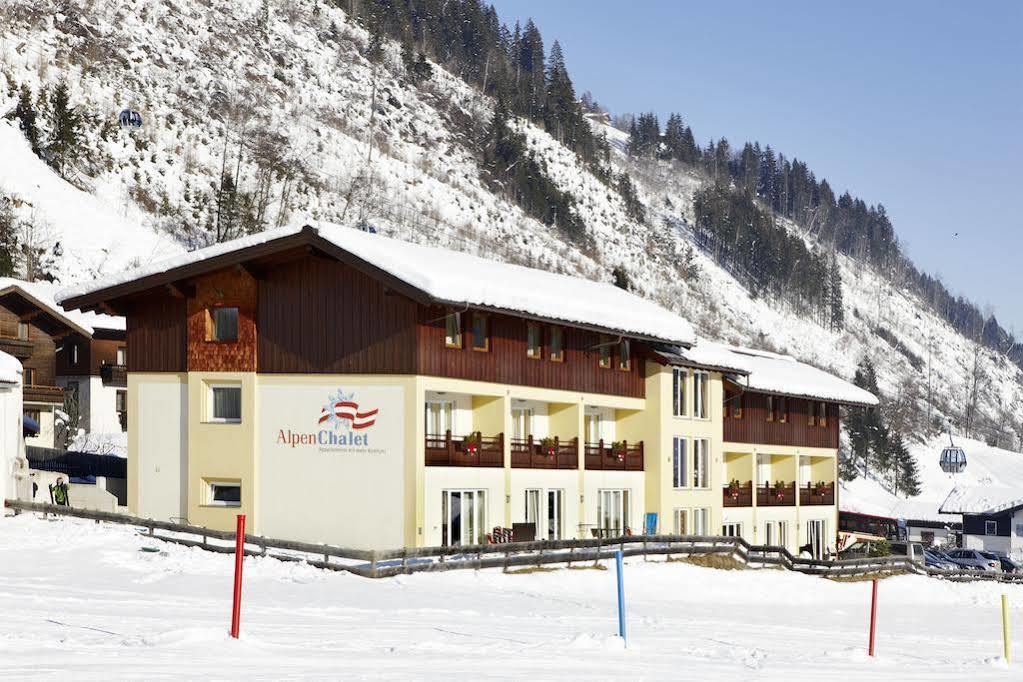 Apparthotel Alpenchalet Neukirchen am Großvenediger Eksteriør bilde